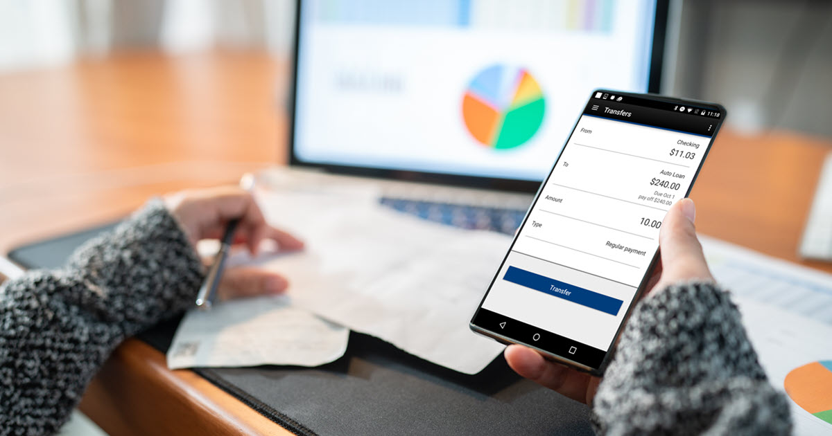 hands phone finances