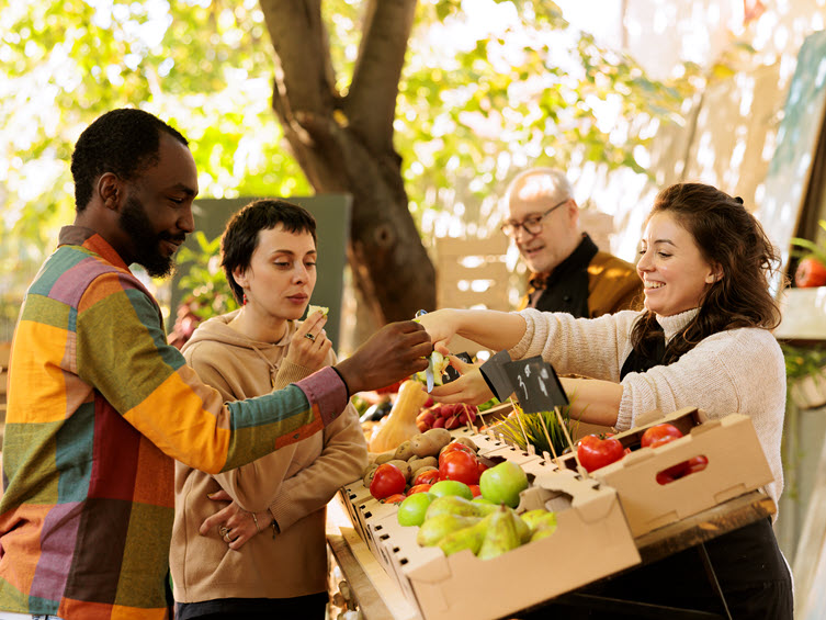 group at farmers market